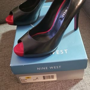 New Nine West Pumps